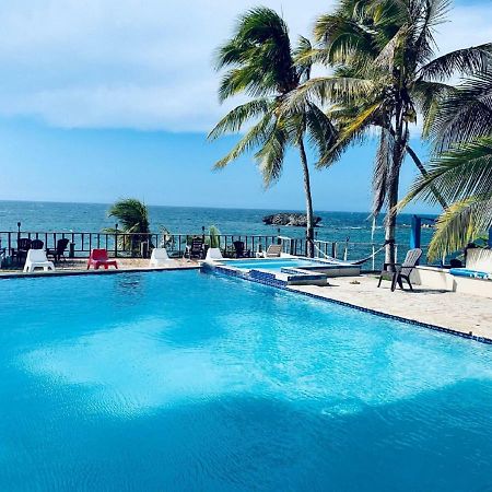 Ventana Al Atlantico At Arecibo 681 Ocean Drive Διαμέρισμα Islote Εξωτερικό φωτογραφία