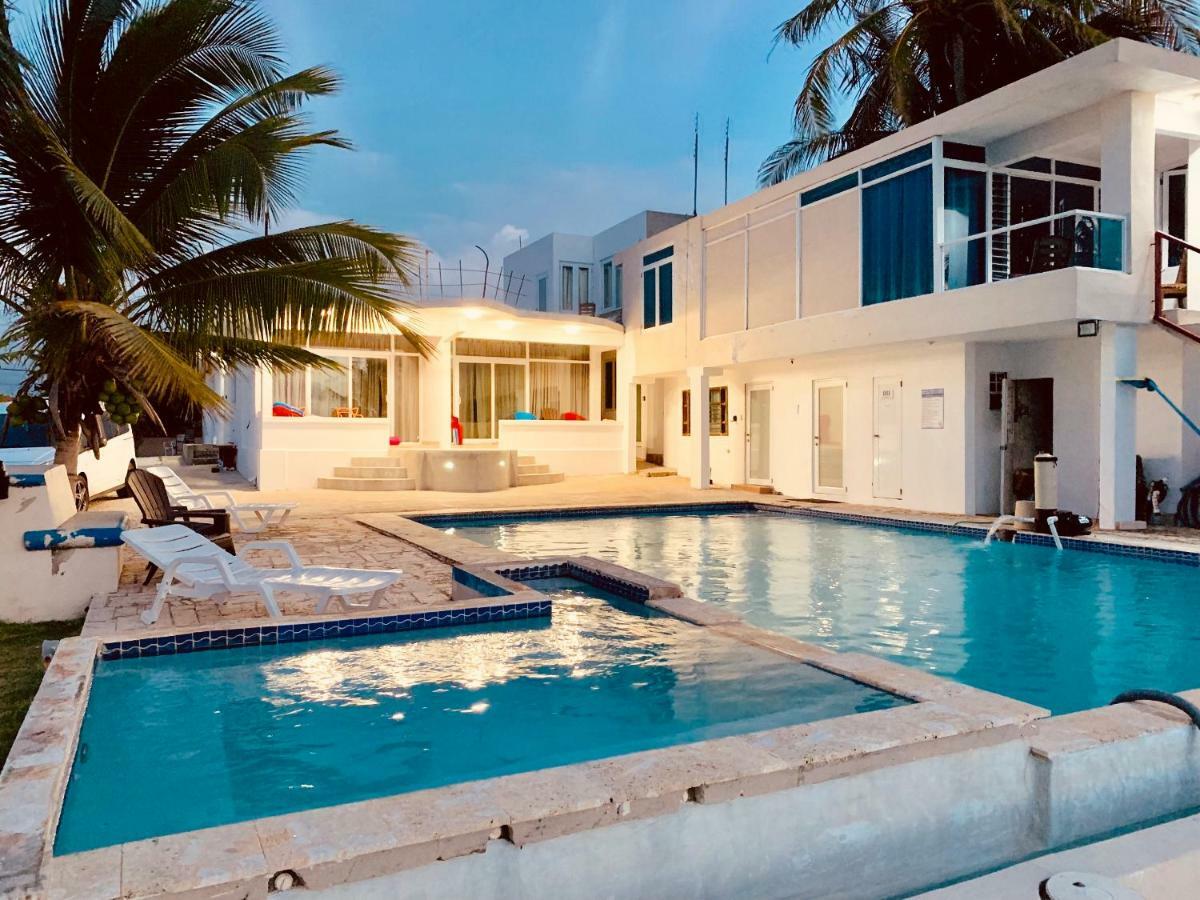 Ventana Al Atlantico At Arecibo 681 Ocean Drive Διαμέρισμα Islote Εξωτερικό φωτογραφία